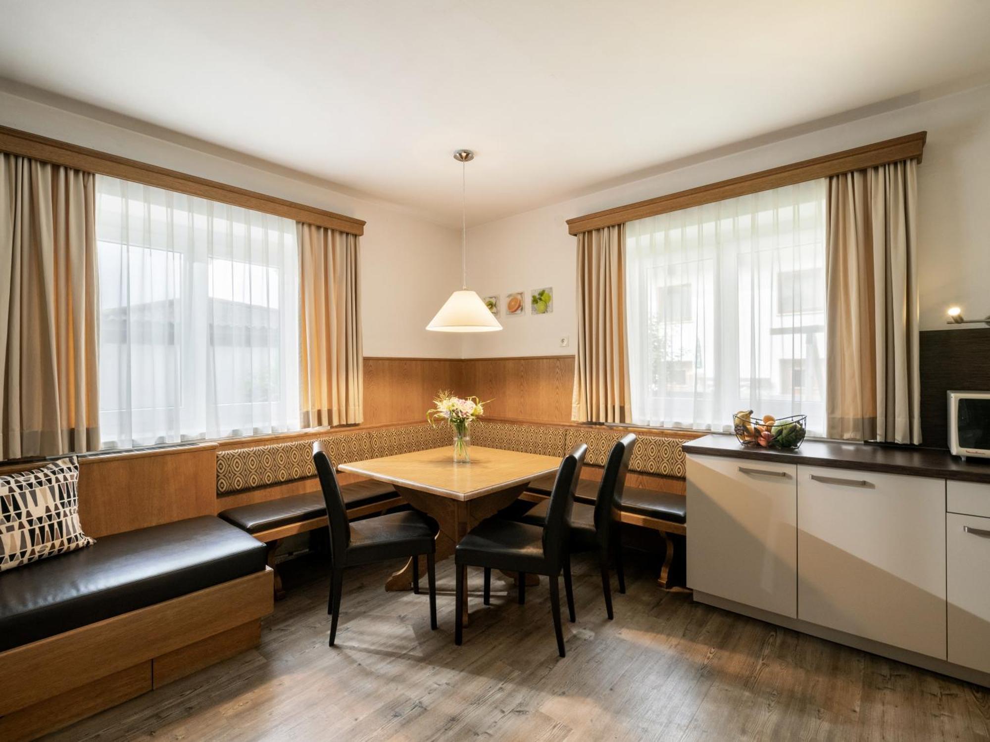 Appartements Pungg Fügen Eksteriør billede